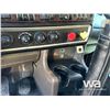 Image 15 : 2011 KENWORTH T800 TRI DRIVE SLEEPER TANK TRUCK