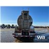 Image 34 : 2011 KENWORTH T800 TRI DRIVE SLEEPER TANK TRUCK