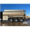 Image 35 : 2011 KENWORTH T800 TRI DRIVE SLEEPER TANK TRUCK