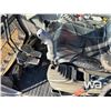 Image 12 : 2002 HITACHI ZX330LC HYDRAULIC EXCAVATOR