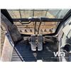 Image 6 : 2002 HITACHI ZX330LC HYDRAULIC EXCAVATOR