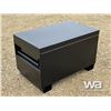 Image 4 : 4 FT. JOCKEY BOX