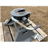 Image 7 : COMPANION 5TH WHEEL HITCH