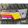 Image 4 : (3) GRIZZLY 275/70R18 TIRES