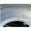 Image 4 : (4) TREADURA IMPLEMENT 12.5L-15 TIRES