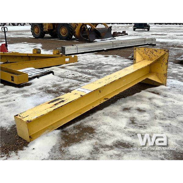 STEEL BEAM WITH PEDESTAL