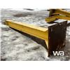 Image 4 : STEEL BEAM WITH PEDESTAL
