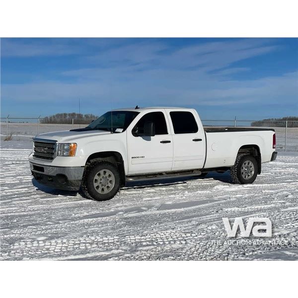 2013 GMC SIERRA 3500 HD CREW CAB PICKUP