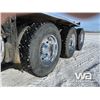 Image 20 : 2013 KENWORTH C500 TRI DRIVE WINCH TRACTOR