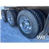 Image 23 : 2013 KENWORTH C500 TRI DRIVE WINCH TRACTOR