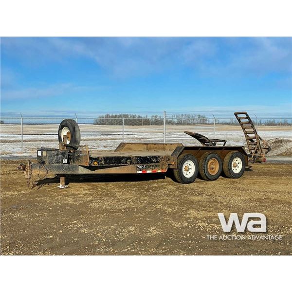 2013 LOAD TRAIL TRIDEM EQUIPMENT TRAILER