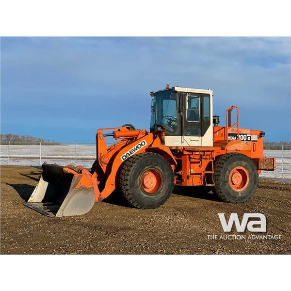 2001 DAEWOO MG200-III WHEEL LOADER