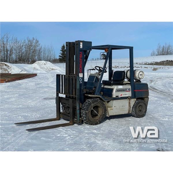 KOMATSU FG30GT-11 FORKLIFT