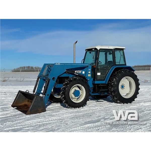 1993 FORD 8240 MFWD TRACTOR