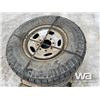 Image 3 : (4) MIXED LT285/70R17 TIRES & RIMS