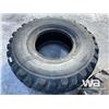 Image 6 : (2) 20.5R25L LOADER TIRES