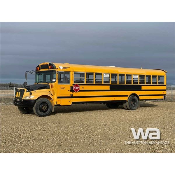 2005 INTERNATIONAL PB10500 SCHOOL BUS