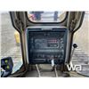 Image 7 : 1999 CATERPILLAR D6M LGP CRAWLER TRACTOR