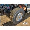 Image 17 : 2018 WESTERN STAR 4900SA TRI DRIVE SLEEPER TRUCK