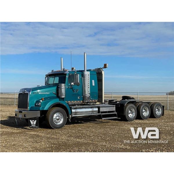 2018 WESTERN STAR 4900SA TRI DRIVE SLEEPER TRUCK