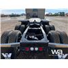 Image 24 : 2018 WESTERN STAR 4900SA TRI DRIVE SLEEPER TRUCK