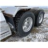 Image 19 : 2000 PETERBILT 379 T/A SLEEPER TRUCK TRACTOR