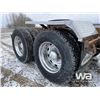 Image 24 : 2000 PETERBILT 379 T/A SLEEPER TRUCK TRACTOR