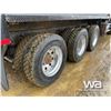 Image 18 : 2005 KENWORTH T800 TRI DRIVE DUMP TRUCK