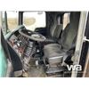 Image 6 : 2005 KENWORTH T800 TRI DRIVE DUMP TRUCK