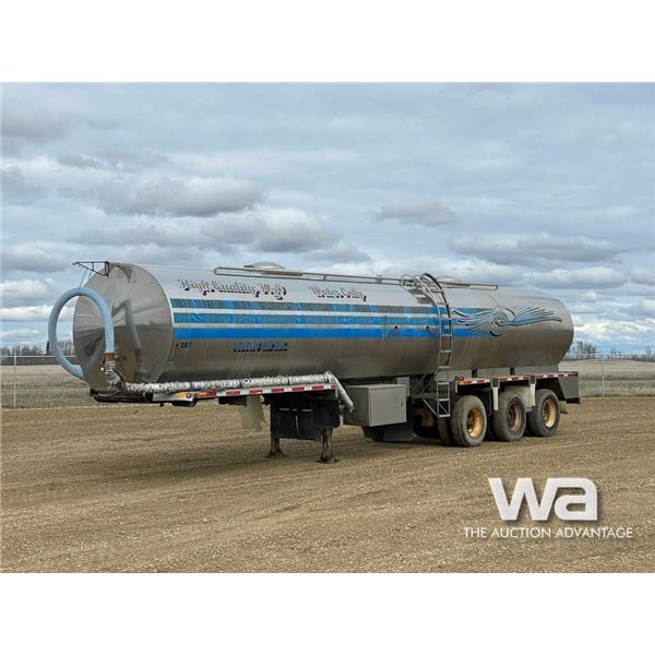 1990 TECHNOVA INSULATED TRIDEM WATER TANK TRAILER