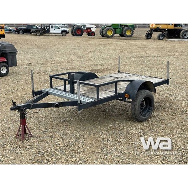 2010 CUSTOM S/A UTILITY TRAILER