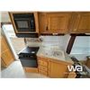 Image 9 : 2002 KUSTOM KT 250 T/A TRAVEL TRAILER