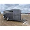Image 2 : 2011 SOUTHLAND 16 FT. T/A LIVESTOCK TRAILER