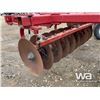 Image 6 : MASSEY FERGUSON 820 12 FT. TANDEM DISC