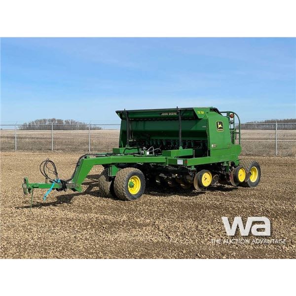 JOHN DEERE TS750 10 FT. ZERO TILL SEED DRILL