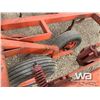 Image 8 : 1979 CO-OP 204 33 FT. D/T CULTIVATOR
