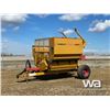 Image 1 : HAY BUSTER 2650 BALE PROCESSOR