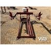 Image 3 : DEWEZE BALE HANDLER
