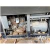 Image 6 : HOBART 200 AMP PORTABLE WELDER