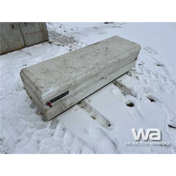 WHITE STEEL JOCKEY BOX