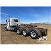 Image 4 : 2015 WESTERN STAR 4900SA TRI-DRIVE SLEEPER TRUCK