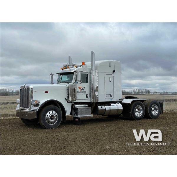2013 PETERBILT 389 T/A SLEEPER TRUCK TRACTOR