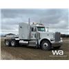 Image 2 : 2013 PETERBILT 389 T/A SLEEPER TRUCK TRACTOR