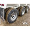 Image 13 : 2010 CASTLETON 37 FT. TRIDEM BOTTOM DUMP TRAILER