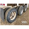 Image 13 : 2006 CASTLETON 38 FT. TRIDEM BOTTOM DUMP TRAILER
