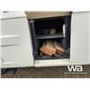 Image 25 : 1995 FLEETWOOD SOUTHWIND 30 FT. MOTORHOME