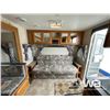 Image 8 : 2003 TRIPLE E 27.5 FT. T/A TRAVEL TRAILER