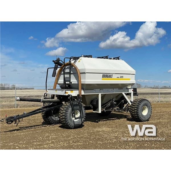 BOURGAULT 3225 AIR CART