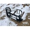 Image 3 : BOBCAT SKID STEER 48" PALLET FORKS