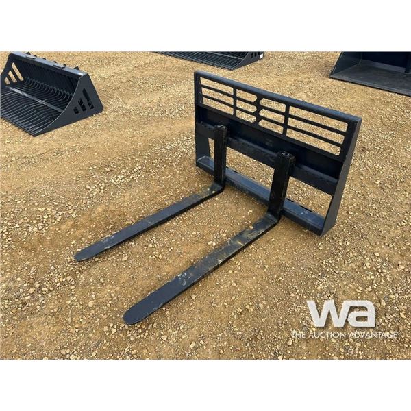 SKID STEER 48" PALLET FORKS